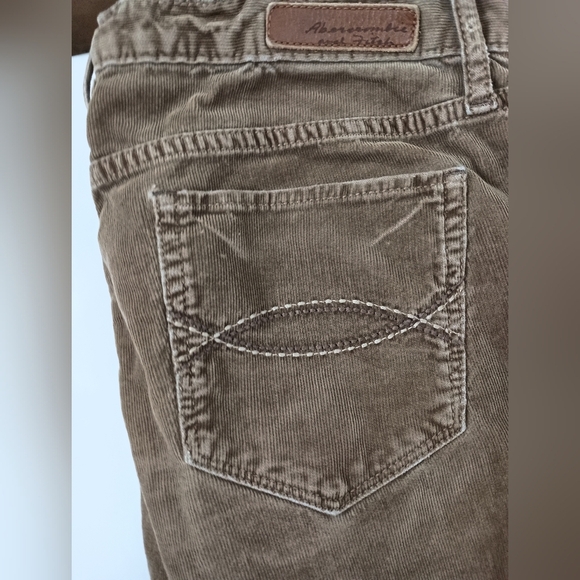 ABERCROMBIE & FITCH Designer Brown Corduroy Pants (#1,397) - Picture 5 of 7